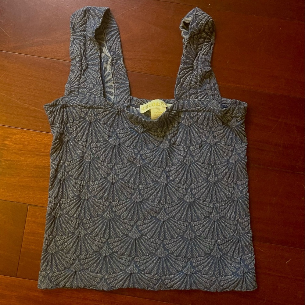 Blue seashell printed summer tank top